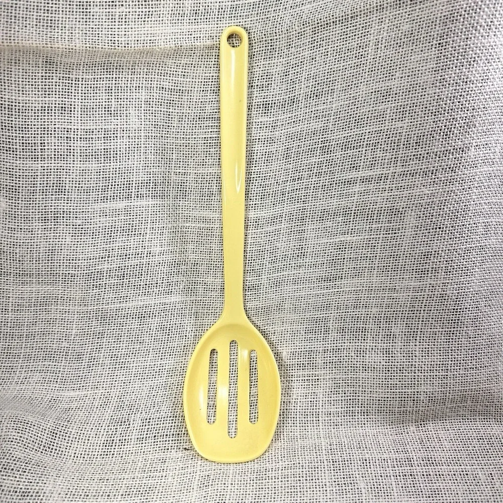 Trudeau Slotted Serving‎ Spoon Yellow Utensil 2532 Hollinger Design Melamine